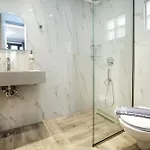 σε πετρινο σπιτι *