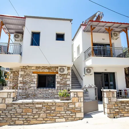 σε πετρινο σπιτι * 포토스