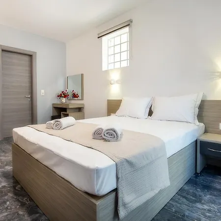 Appartement σε πετρινο σπιτι Potos