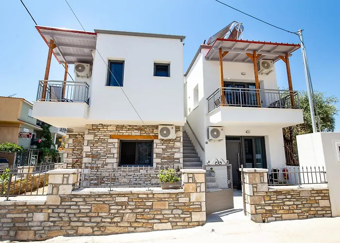 σε πετρινο σπιτι * Potos