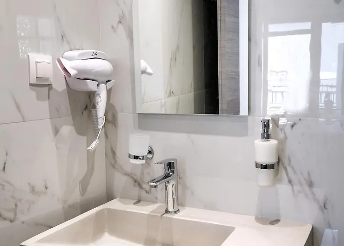 σε πετρινο σπιτι Potos